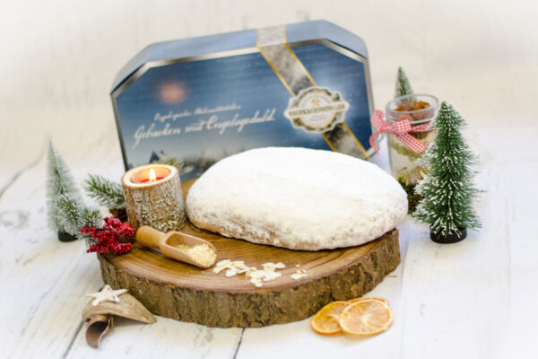 Butter Mandelstollen - gestrichen ganz im Stollenkarton 1500g