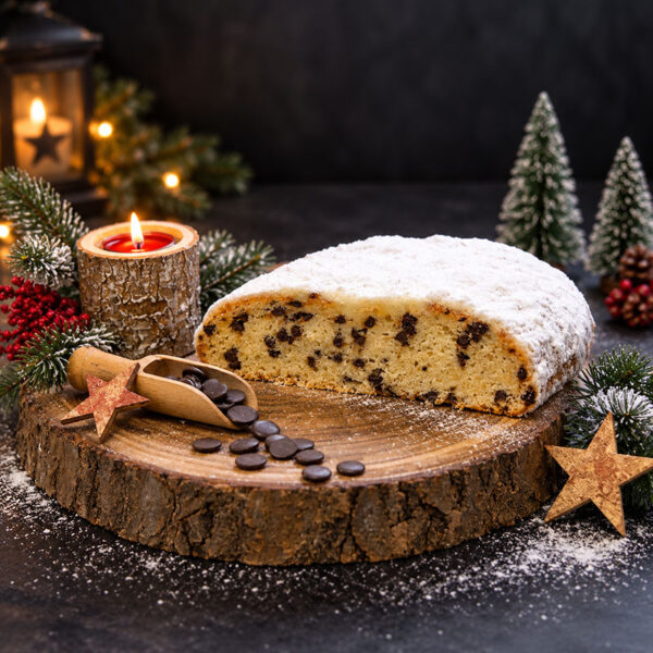 Butter-Stollen mit Schokotropfen - gestrichen halb