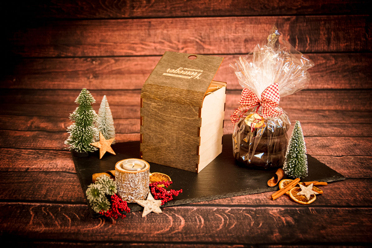 Geschenkidee - Baumkuchen-Box - Deckel auf