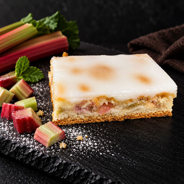 Rhabarberkuchen mit Decke